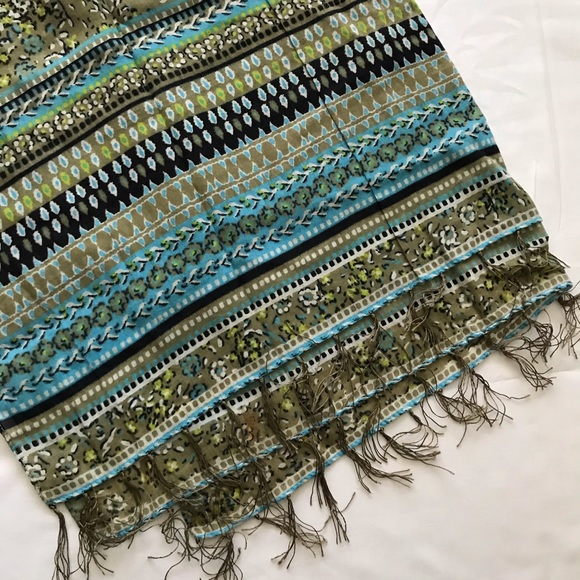Divided by H&M Blue Green Pattern Scarf / Wrap - Picture 2 of 4